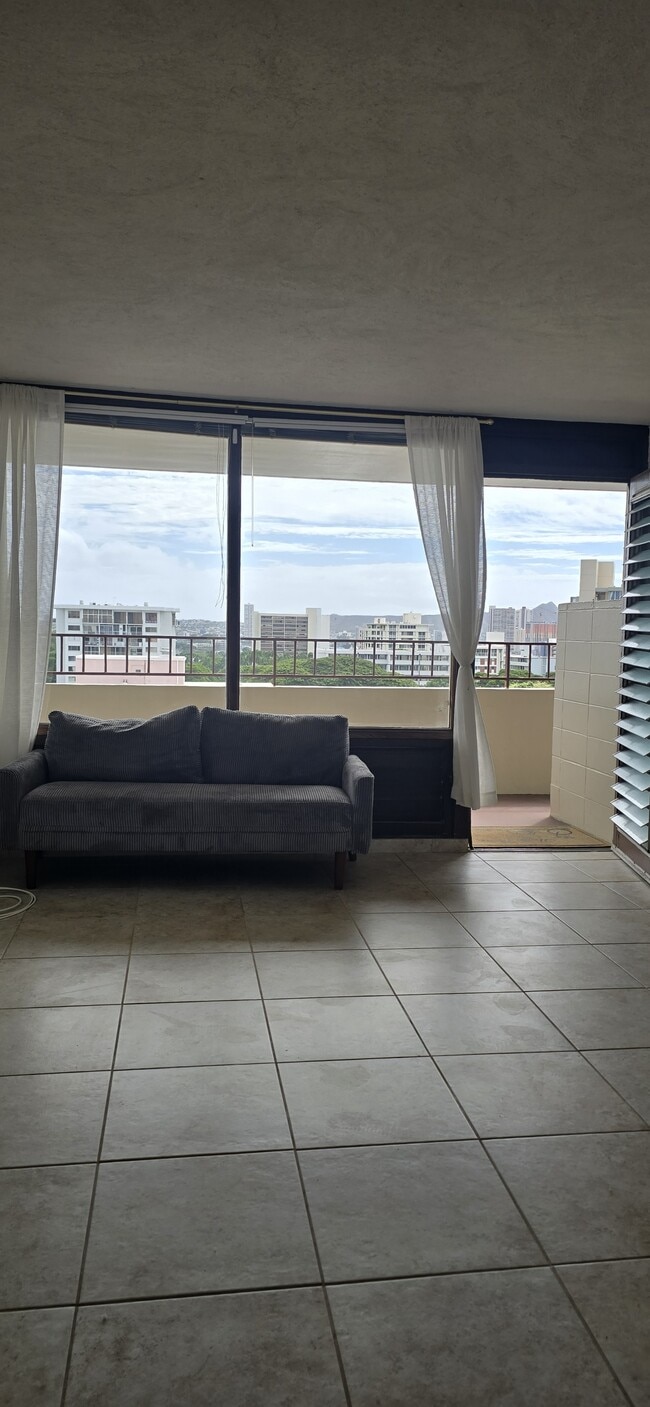 Photo - 1710 Makiki St