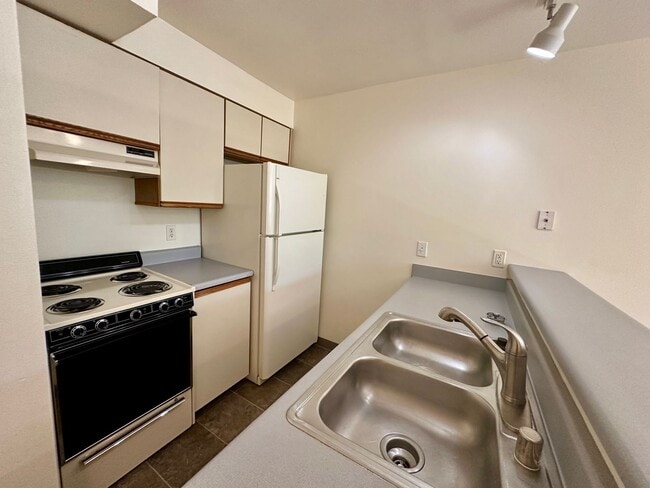 Photo - 816 20th St Unit 102