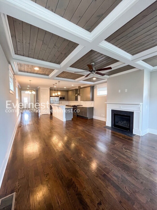Photo - 6213B Louisiana Ave