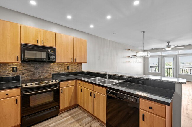 Photo - For Rent in Norfolk!