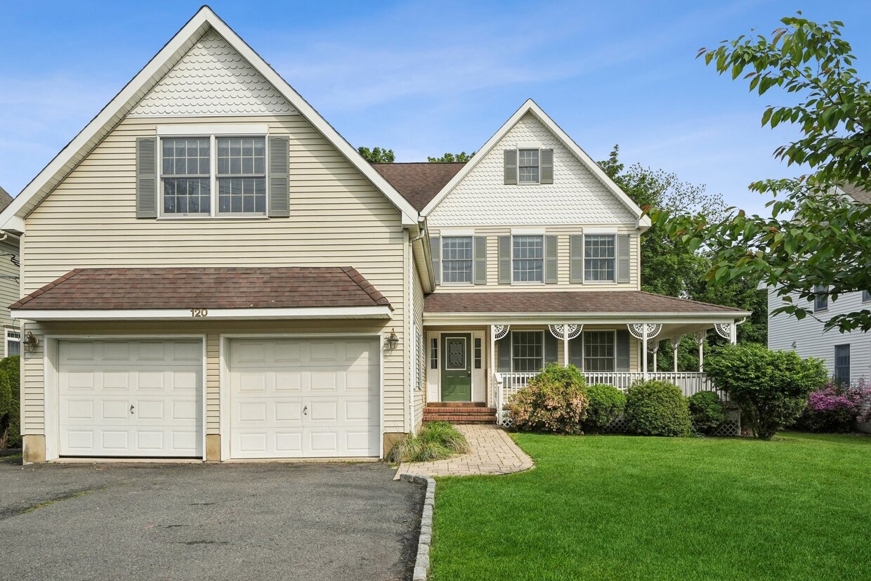 Photo - 120 Sycamore St (Westfield, NJ)