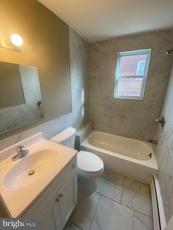 Photo - 326 Van Kirk St