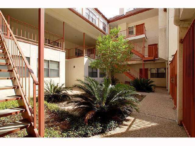 Building Photo - 706 W 22nd St Unit 101 Rental