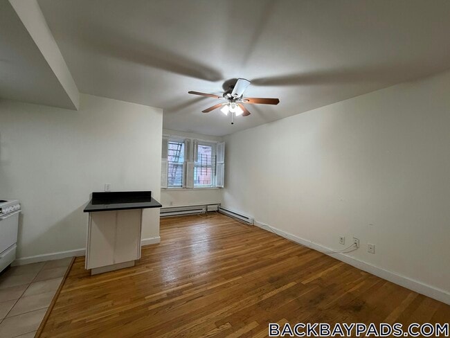 529 Beacon St Unit 14