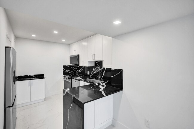 Photo - 3625 N Country Club Dr Unidad # 2310