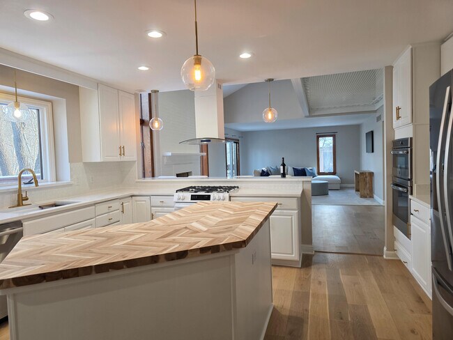 Photo - 3427 E Dobson Pl