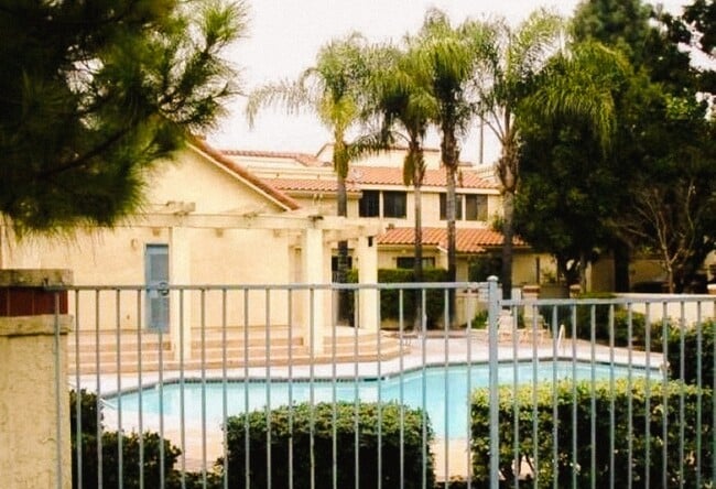 Photo - 8167 Vineyard Ave