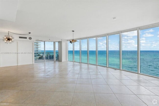 Building Photo - 4 br, 5.5 bath Condo - 18911 Collins Ave A... Unit Apt 901