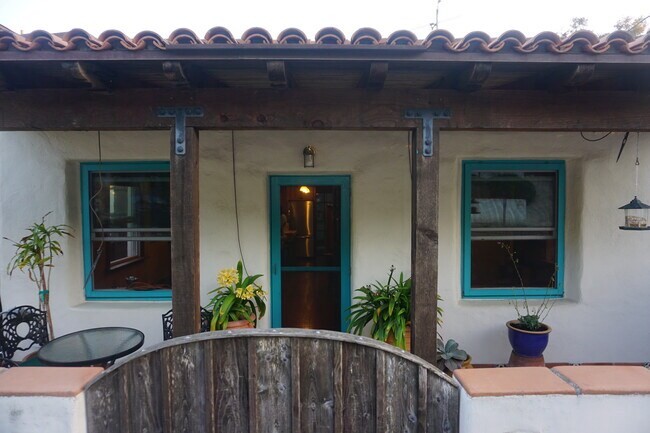 Photo - 2127 Red Rose Way Unit Adobe House