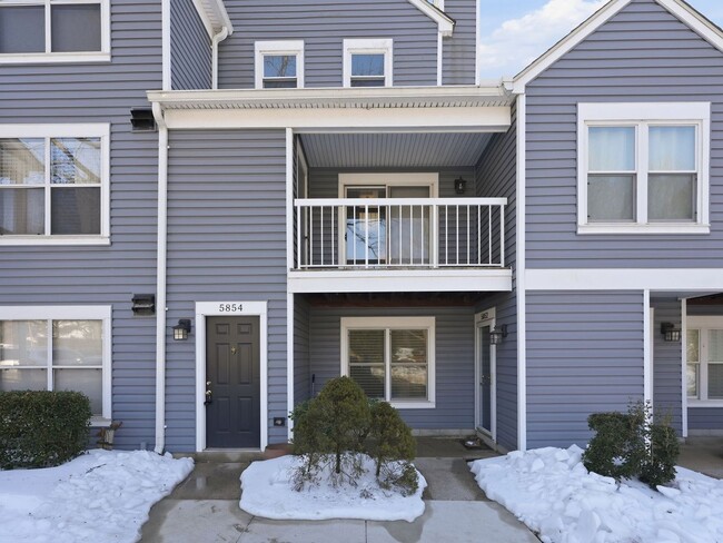 Photo - Perfectly situated in the highly sought-after Ponds of Centreville community!