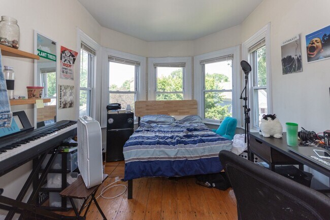Photo - 115 Franklin St