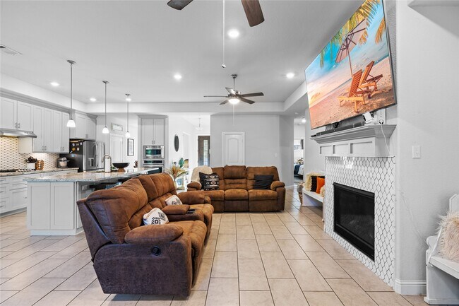 Photo - 12140 Goliad Ln