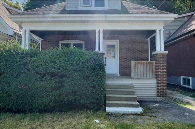 Building Photo - ALL INCLUSIVE student room available for rent