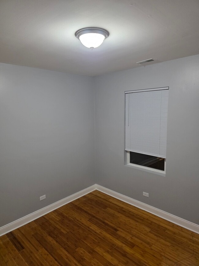 Photo - 1231 S Avers Ave