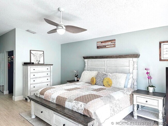 Photo - 15072 Corby Ct