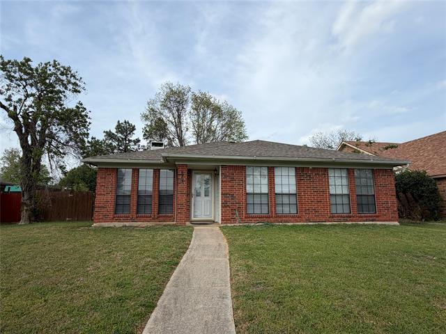 Building Photo - 823 Blue Oak Dr