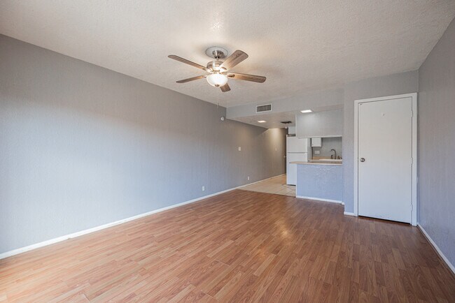 Photo - 6822 N 35th Ave