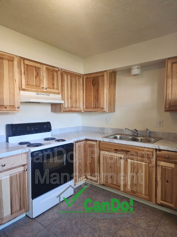 Photo - 260 Carol Dr Unidad #4