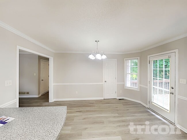 Photo - 170 Rachel Blvd