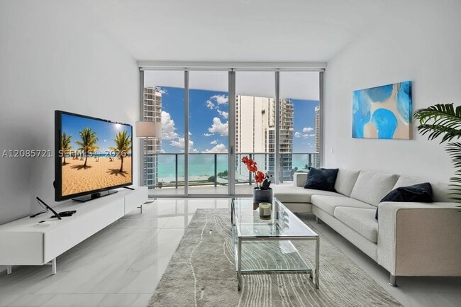 Building Photo - 17550 Collins Ave Unit 1003