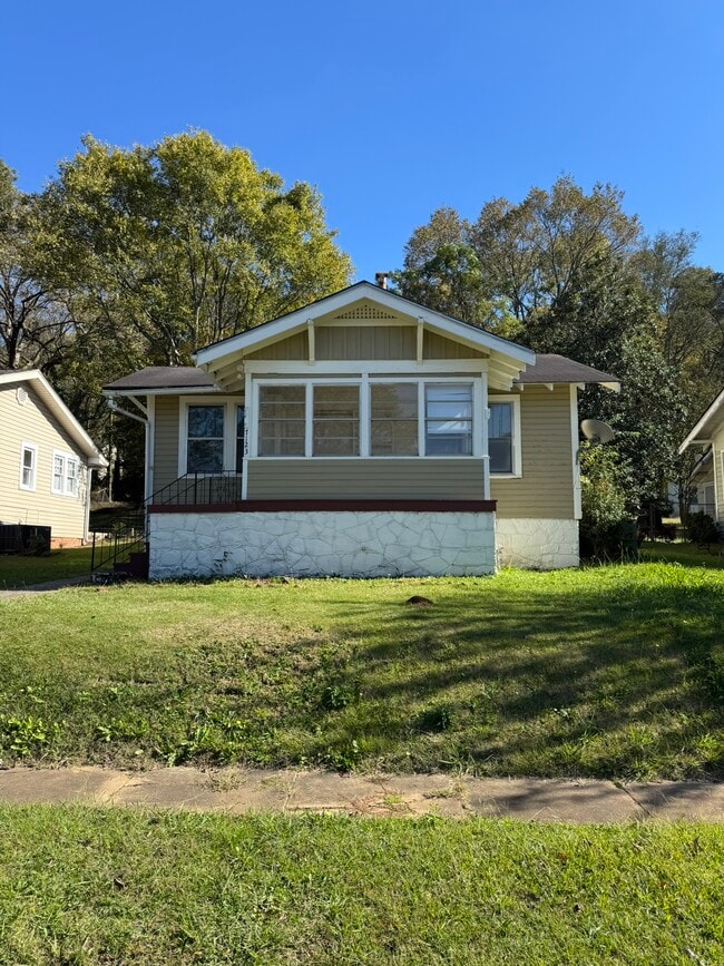 Building Photo - 7123 3rd Ave S