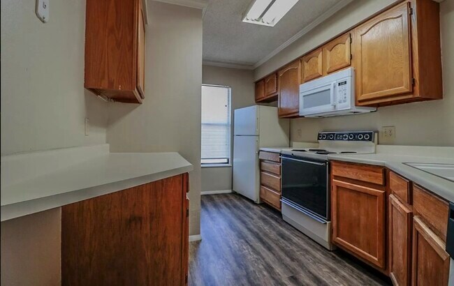 Photo - 7410 Avenue X Unidad 401