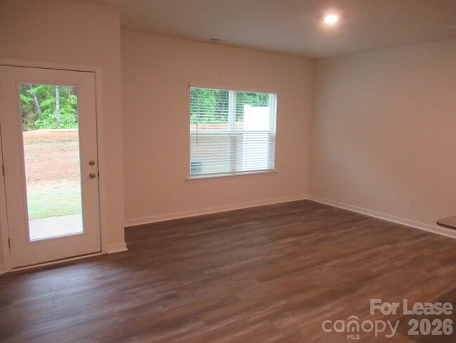 Photo - 3192 Ora Smith Rd