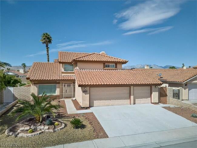 Photo - 4835 Illustrious St