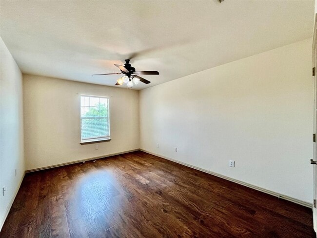 1005 Tallahassee Dr