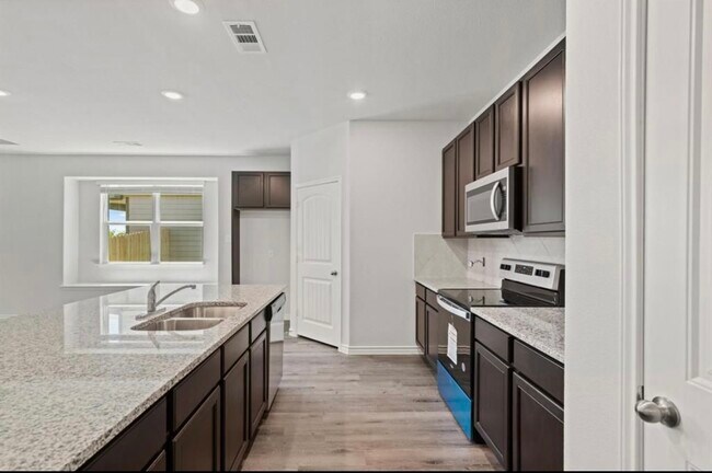 Photo - 8361 Horned Maple Trl