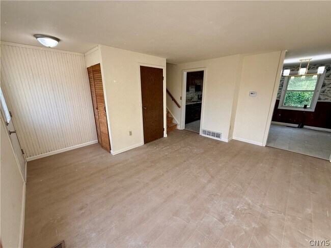 4999 Windgate Rd