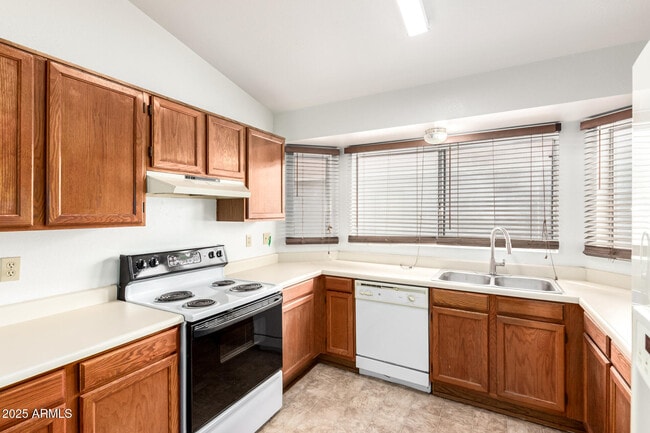Photo - 10734 W Ruth Ave