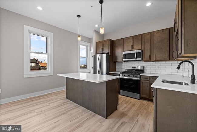 Photo - 400 S Conkling St Unit 3