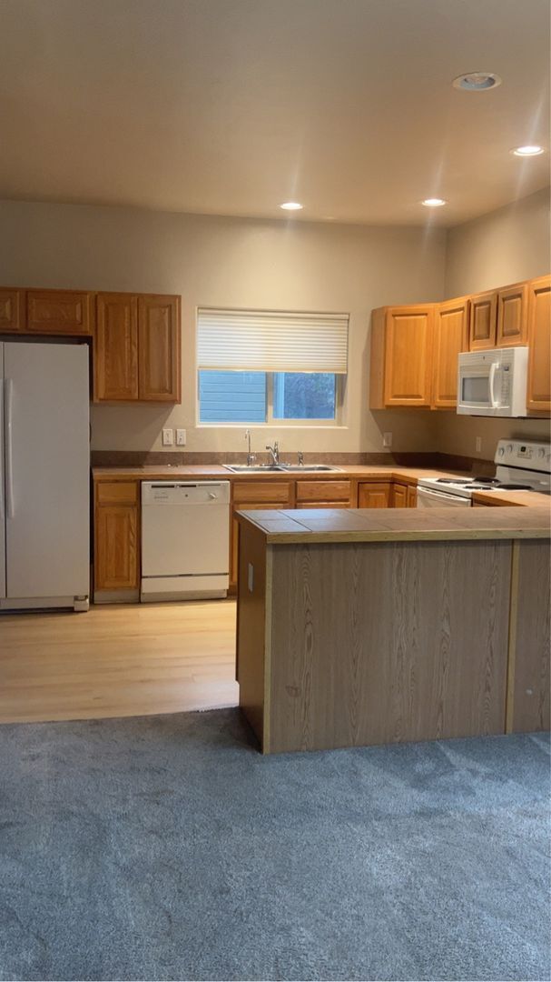 Photo - 1306 Kremer Dr
