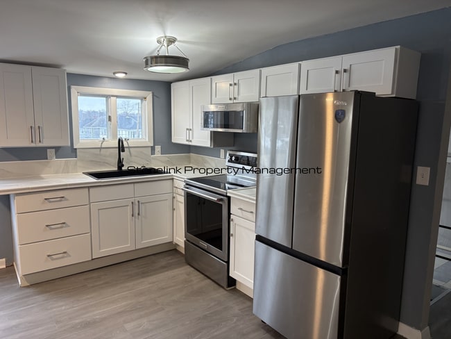 Photo - 1899 Smith St Unit 3