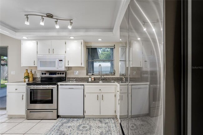 Photo - 4115 37th St W