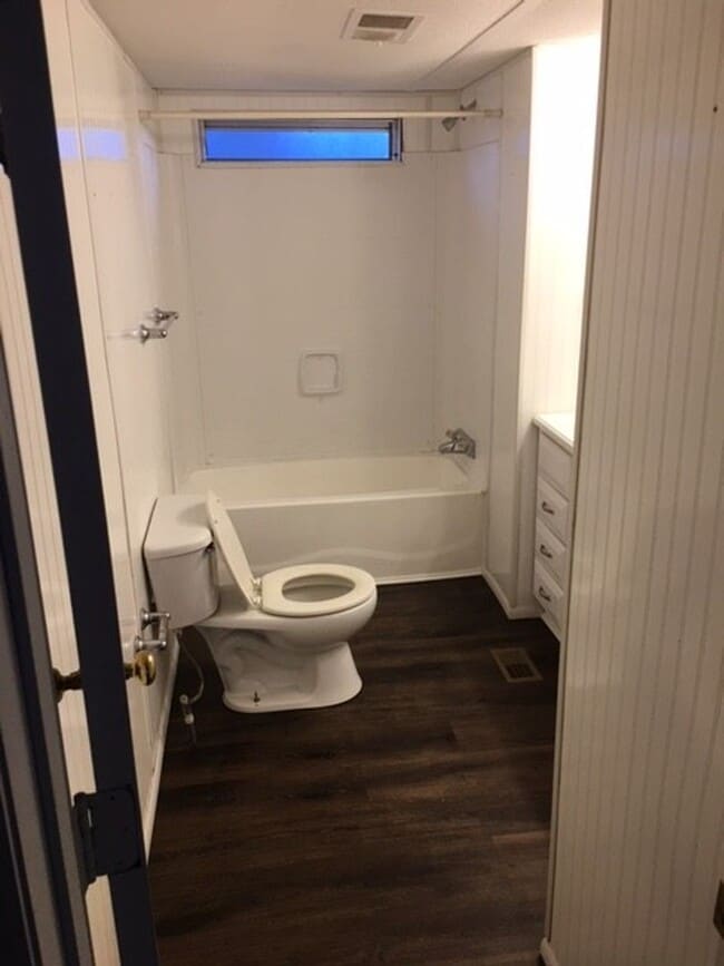 Photo - 3 BEDROOM, 2 BATH MODULAR HOME!