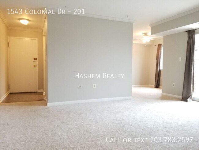 Photo - 1543 Colonial Dr