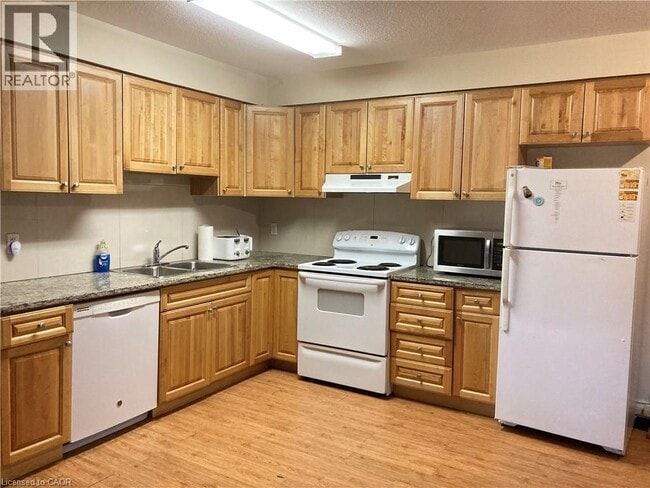 Photo - 392 Albert St Unité 302