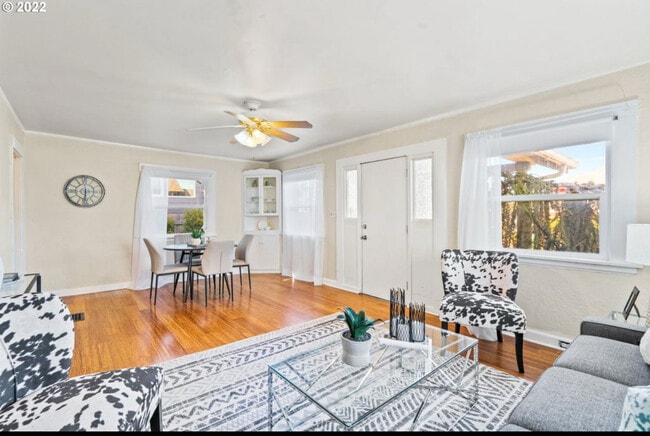 Photo - 5322 NE 11th Ave