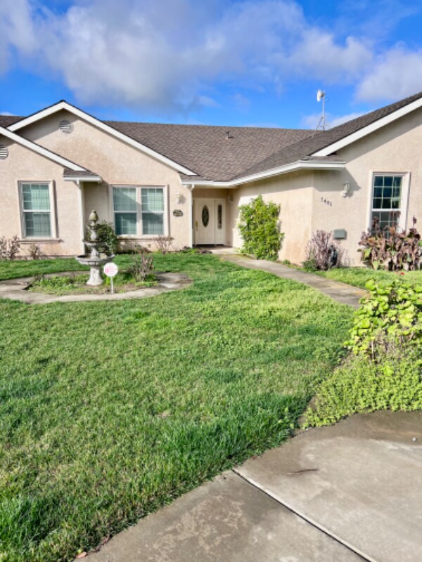 Photo - 1481 Hull Rd