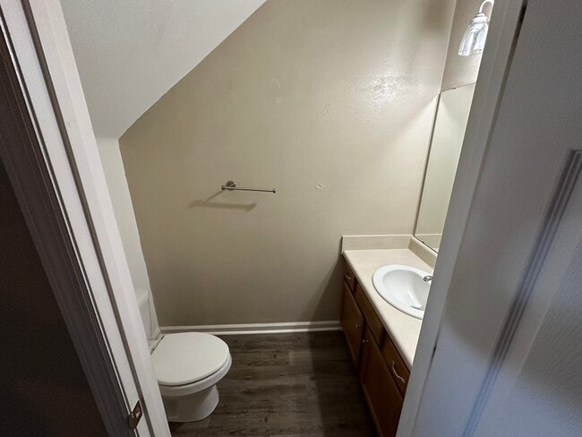 Photo - 22 Sir Lancelot Way