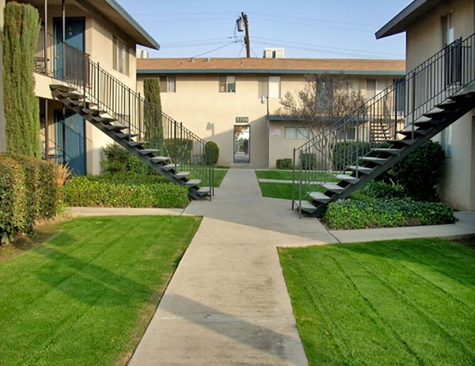 Highland View Apartments - Highland View Apartments