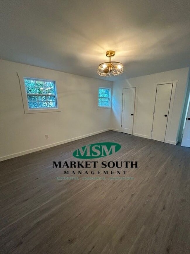 Photo - 37 W 201 Unit 201 W. 37th Street Carriage House