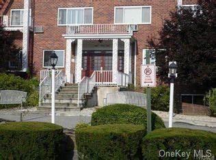 Photo - 838 Pelhamdale Ave Condo Unit 1X