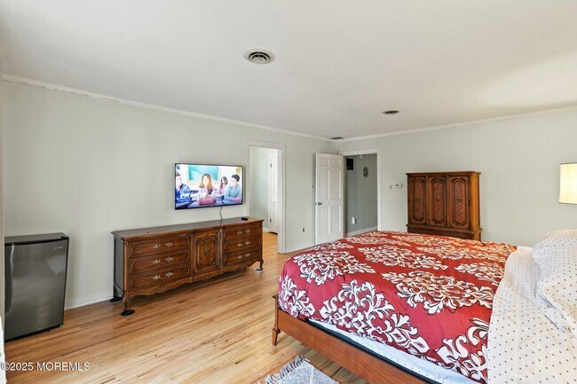 Photo - 399 Golfview Dr