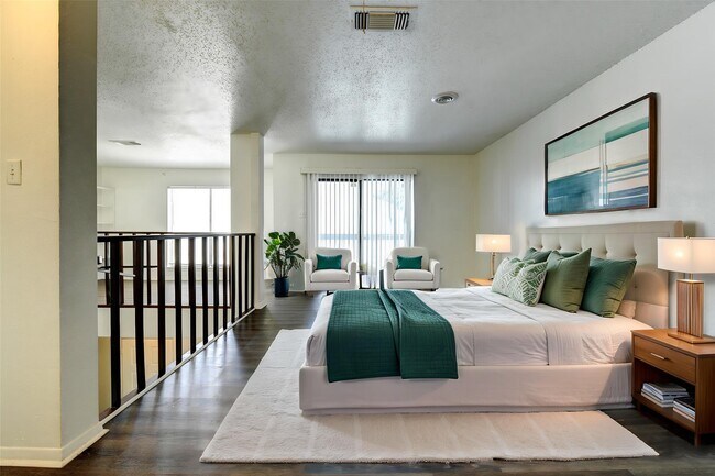 3915 Tanglewilde St Unit 3915