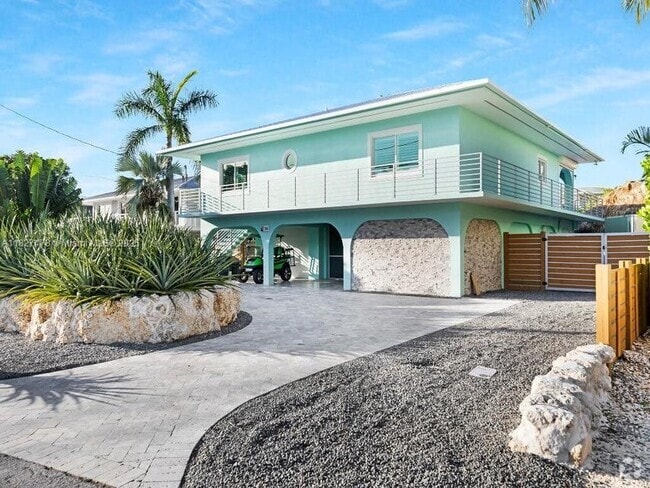 Building Photo - 232 W Seaview Dr Rental