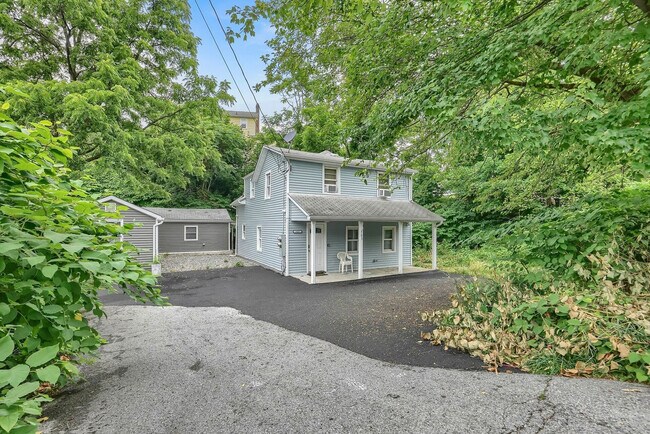 763 Rte 9W Unit SI ID1466556P