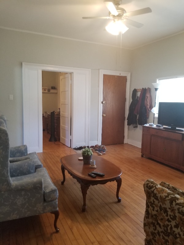 Photo - 862 N Marshfield Ave Unidad CH2